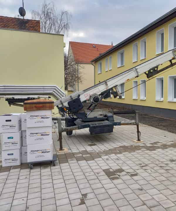 Möbellift in Saarbrücken für den Firmenumzug
